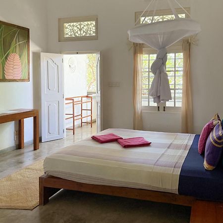 Palm Villa Mirissa Hotel&Spa ภายนอก รูปภาพ