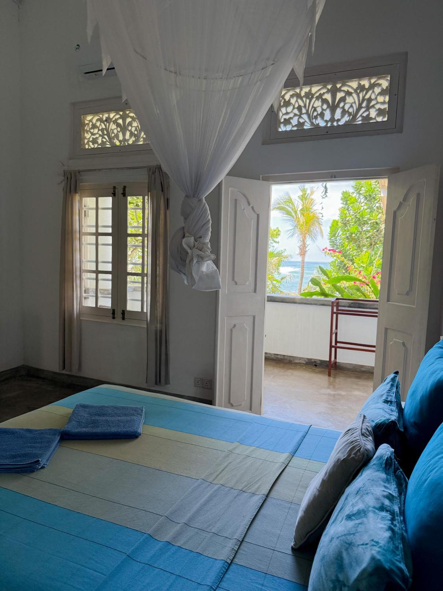 Palm Villa Mirissa Hotel&Spa ภายนอก รูปภาพ
