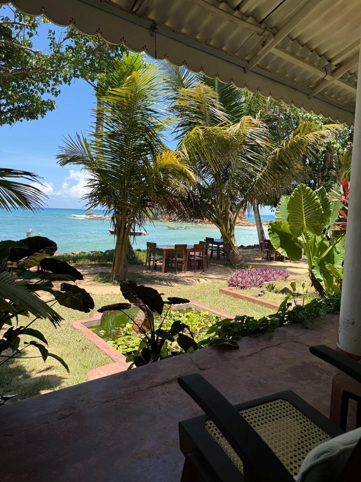 Palm Villa Mirissa Hotel&Spa ภายนอก รูปภาพ
